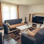 Tatil Evi Djole